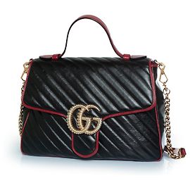 Gucci Marmont Handtasche in Schwarz