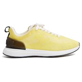 Sneakers con Lacci Chanel Giallo EU37.5 Tessuto tecnico giallo CC Sneakers UK4.5 US7
