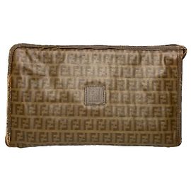 Borsa clutch in pelle dorata Double F di Fendi