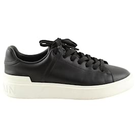 Balmain Sneakers in pelle nera