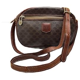 Céline Borsa in pelle monogramma Triomphe vintage di Celine marrone