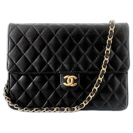 Borsa a mano Chanel in pelle nera trapuntata