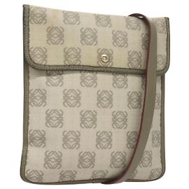 LOEWE Borsa a Spalla Anagram PVC Grigio Oro Auth bs26893