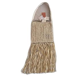 Borsa in rafia naturale e frange in pelle vegana Nanushka