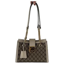 Borsa tote padlock GG supreme di Gucci