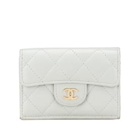 Cartera clásica matelassé Chanel pequeña