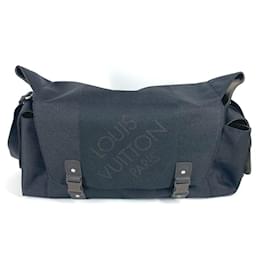 Borsa a tracolla Louis Vuitton Damier Geant Perrier