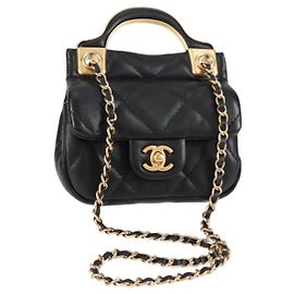 CHANEL Borsa a Spalla Chain Pouch in Pelle di Agnello Nera Oro CC Auth 128104SM