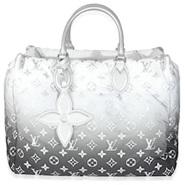 Louis Vuitton Frost Nylon Monogramma Gradiente LV Snow Onthego MM