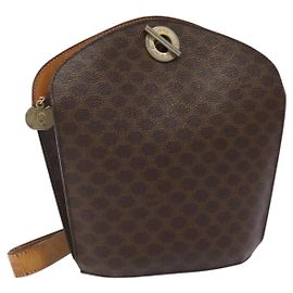 Céline CELINE Macadam Canvas Schultertasche aus PVC-Leder in Braun Gold Auth bs27542