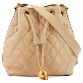 CHANEL - Bolso de hombro vintage Chanel Cocoball en cuero acolchado beige