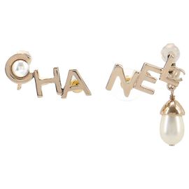 CHANEL - Orecchini Chanel in metallo dorato champagne