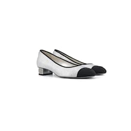 CHANEL - Bailarinas de lentejuelas plateadas Chanel (T37)