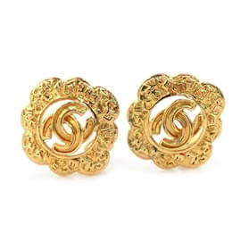 Boucles d'oreilles à clip en métal doré Chanel Coco Mark