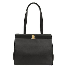 Borsa a spalla Vara Ribbon di Salvatore Ferragamo nera