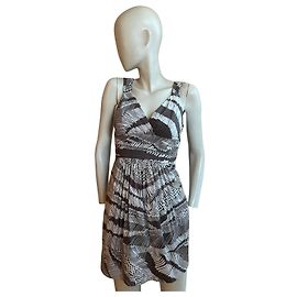 ✨ BCBG Max Azria Petites Kleid mit grafischem Muster Größe 36 ✨