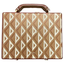Dior CD Diamond Strukturierte Box Bag – Toile de Dior, inspiriert von den 1970er Jahren