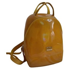 Mochila de vinilo amarilla Furla – Mini mochila de diseñador italiano