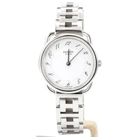 Damenarmbanduhr Hermès Arceau (AR3.210).