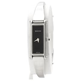 Gucci-Uhr, Modell 1500L.