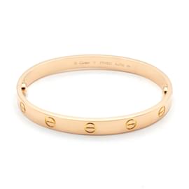 e bracciale Cartier senza tempo della collezione "Love".