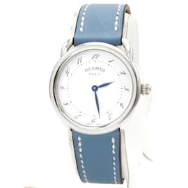 Montre Arceau d'Hermès (modèle AR5.210).