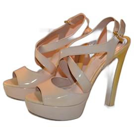 Sandali Miu Miu in vernice