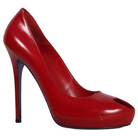 Tacchi in pelle verniciata rossa Alexander McQueen