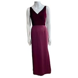 Vera Wang Burgunder Abendkleid mit Samtoberteil und ausgeschnittenem Rücken