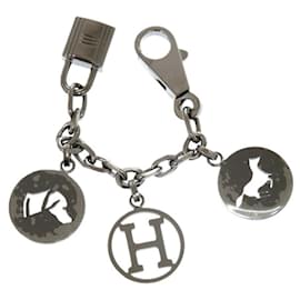 Chaveiro Cadena Amuleto Bullock 4 Hermès