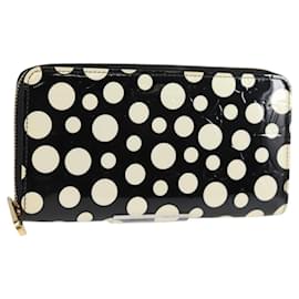 Portafoglio Zippy Vernis Yayoi Kusama Louis Vuitton Bianco Nero M91573 Auth 128837V