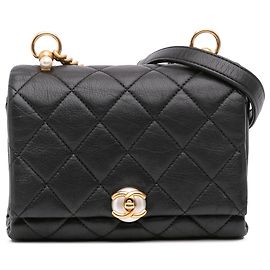 Chanel Mini Nera in Pelle Trapuntata con Perle CC Accordion