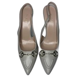 Décolleté Gucci Horsebit in pelle grigia