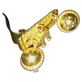 Céline Vibrage Arc de Triomphe Planet Charms Brosche Vergoldet