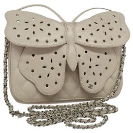 CHANEL Borsa a Spalla Matelassé con Catena in Pelle di Agnello Beige CC Auth 131632