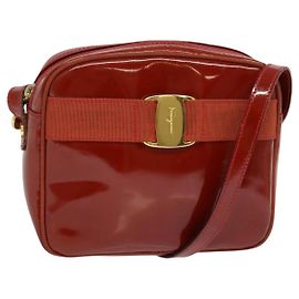 Borsa a Spalla Vala Salvatore Ferragamo in Pelle Verniciata Rossa Oro Auth BA3910