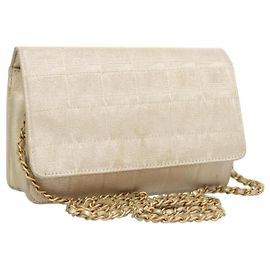 CHANEL Nuovo Portafoglio da Viaggio con Catena Nylon Oro CC Auth 119624
