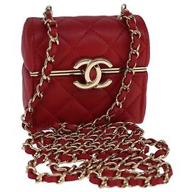 CHANEL Piccola Pochette Matelassé con Catena in Pelle di Agnello Rossa CC Auth 108916AV