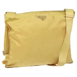 Borsa a Spalla PRADA in Nylon Giallo Auth 127873