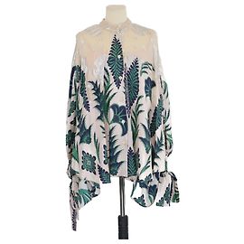 Blusa Cape Jamaia con Estampado Floral Multicolor Biyan