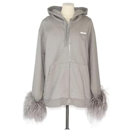 Graue Kapuzenjacke mit Federn von Prada