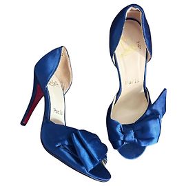 Christian Louboutin Absätze - Blaue Satin-Pumps - Größe 37 EU / 6,5 US - Luxus-Designer-Absätze, Brautschuhe