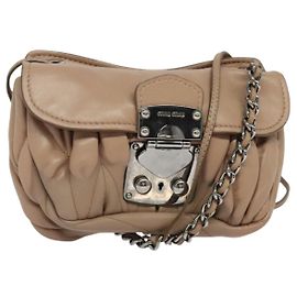 Borsa a spalla in pelle matelassé Miu Miu rosa argento Auth bs27996