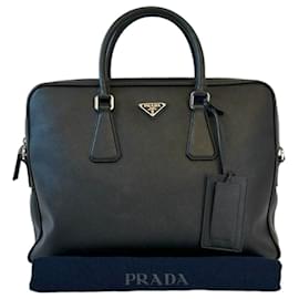 Pasta de trabalho Prada em couro preto