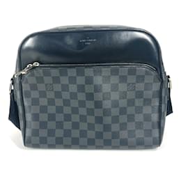 Borsa a tracolla Dayton PM Damier Graphite Louis Vuitton