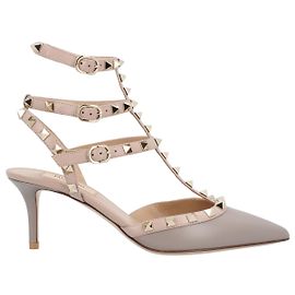 Sapatos de salto agudo Valentino Garavani Rockstud