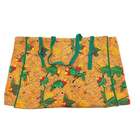 Borsa tote in tela con stampa di pappagallo Hermès