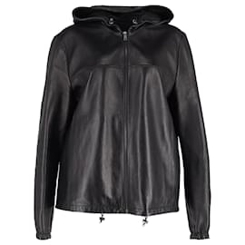 Chaqueta con capucha con cremallera en cuero negro Prada