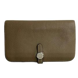 Hermès Bifold-Geldbörse aus Taurillon-Clemence-Leder Hermes Y Togon GM