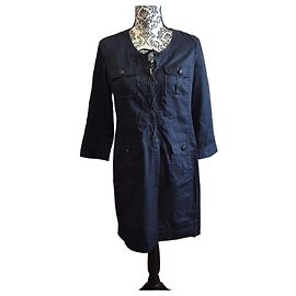 Gerard Darel Schwarzes, tailliertes Kleid mit 3/4- oder kurzen Ärmeln Gérard Darel Oberteil mit Kordel Größe 38